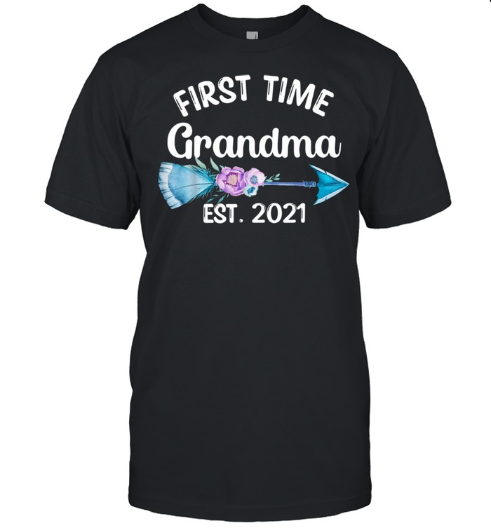 First Time Grandma Est 2021 Pregnancy Announcement Unisex shirt