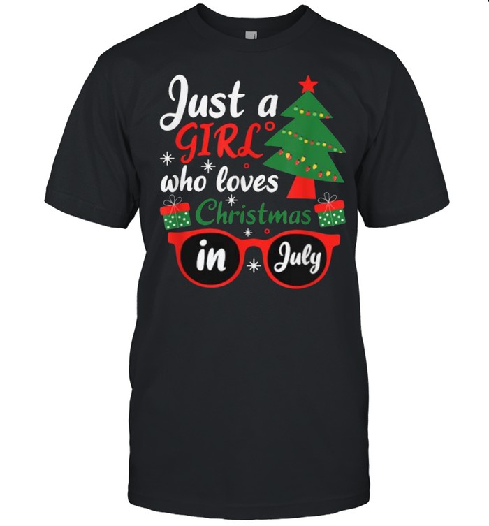 Just A Girl Who Loves Christmas In July Summer T- Classic Men's T-shirt