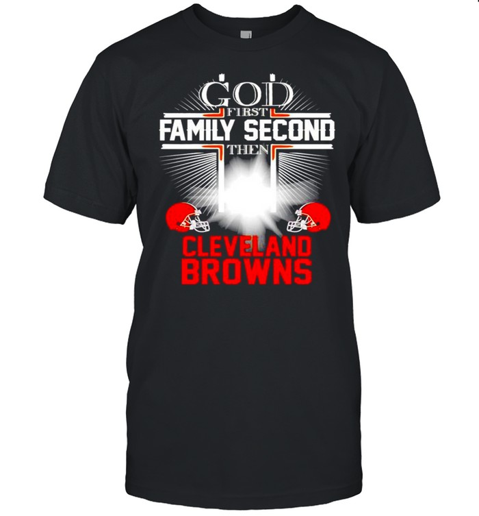 God first family second the Cleveland Browns shirt Classic Men's T-shirt