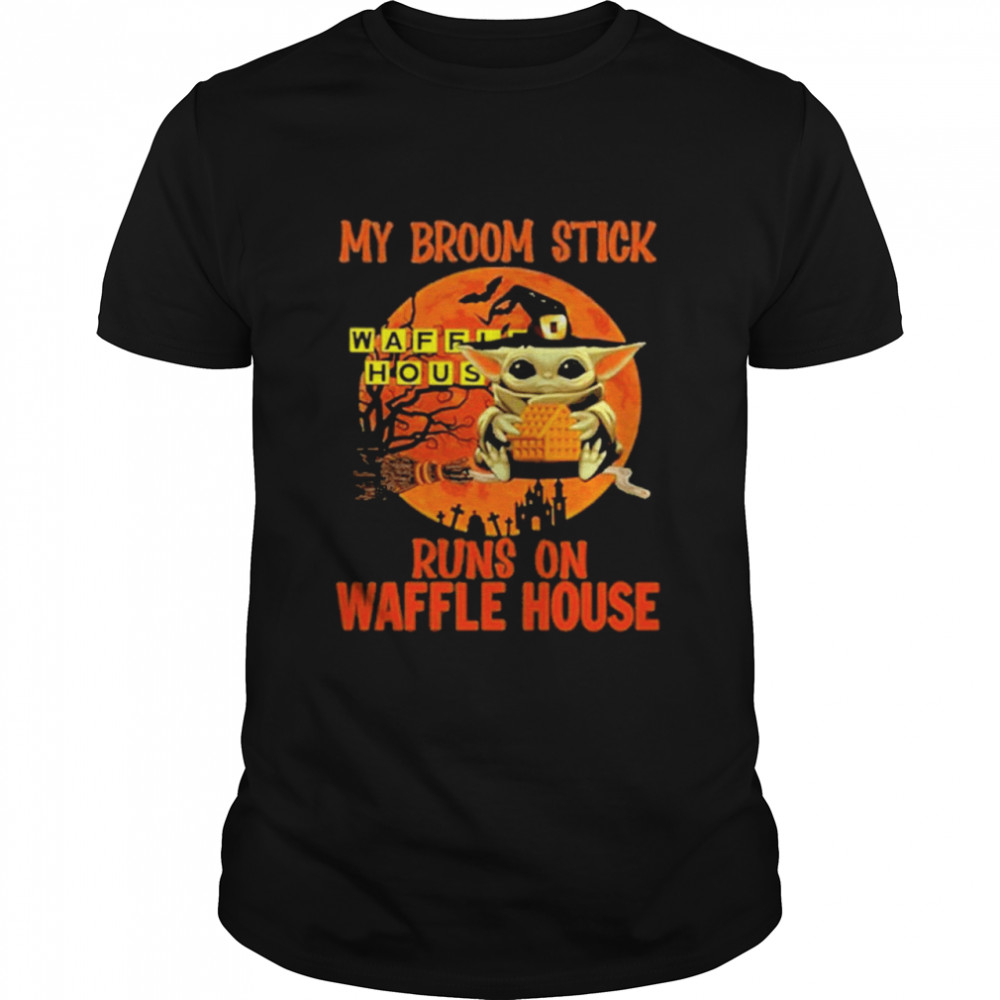 Baby Yoda my broomstick runs on Waffle House Halloween Moon shirt Classic Men's T-shirt