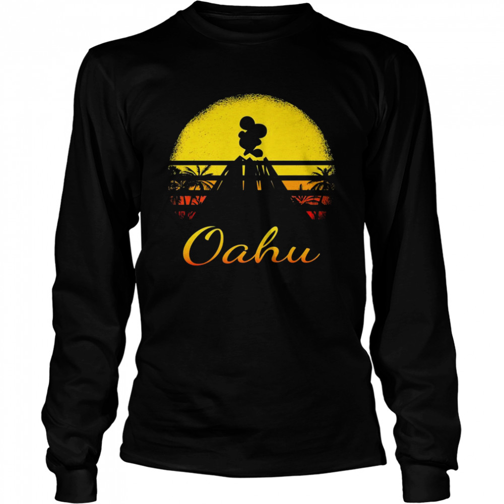 Oahu Island Hawaii Summer Vacation Retro Volcano 80s Vintage  Long Sleeved T-shirt
