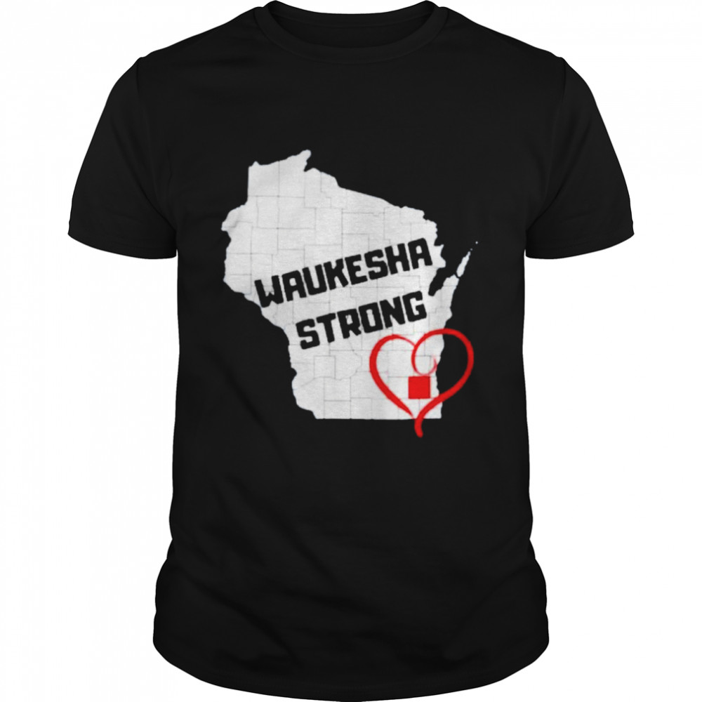 Waukesha Strong shirt Classic Men's T-shirt