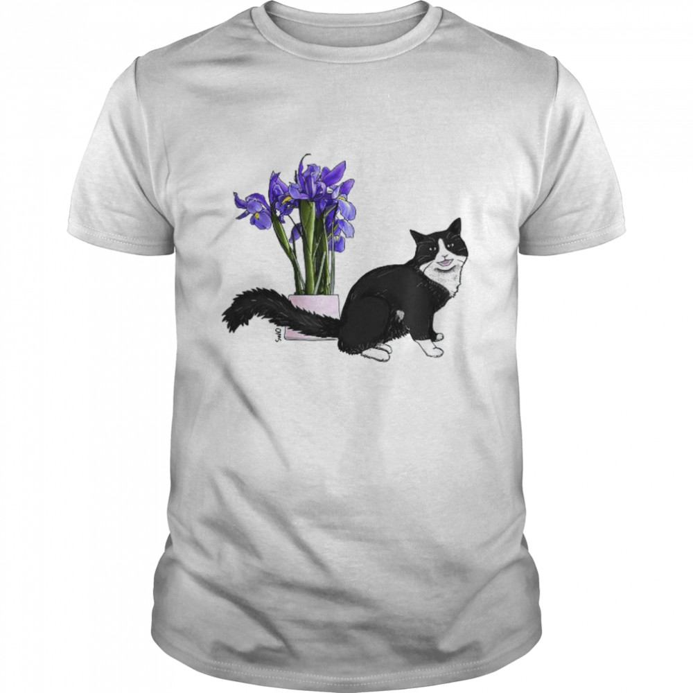 Cat with purple irises  Classic Men's T-shirt