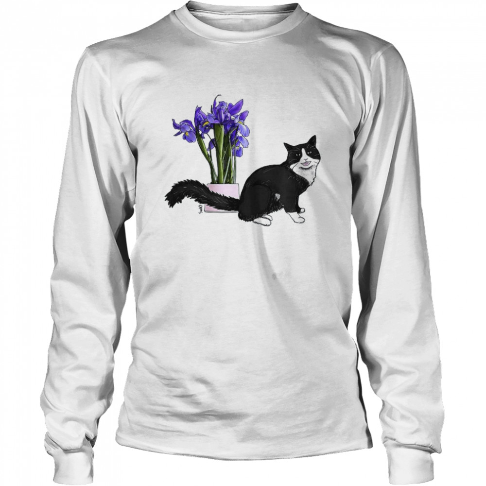 Cat with purple irises  Long Sleeved T-shirt