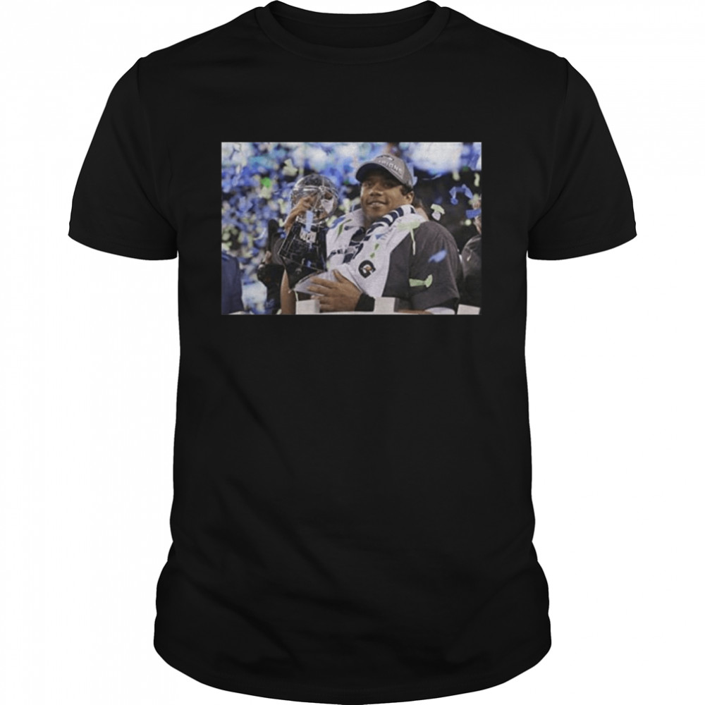 Russell Wilson - Men's Soft & Comfortable T- Classic Men's T-shirt